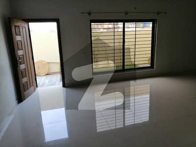 1 Kanal House For Sale in Bahria Enclave