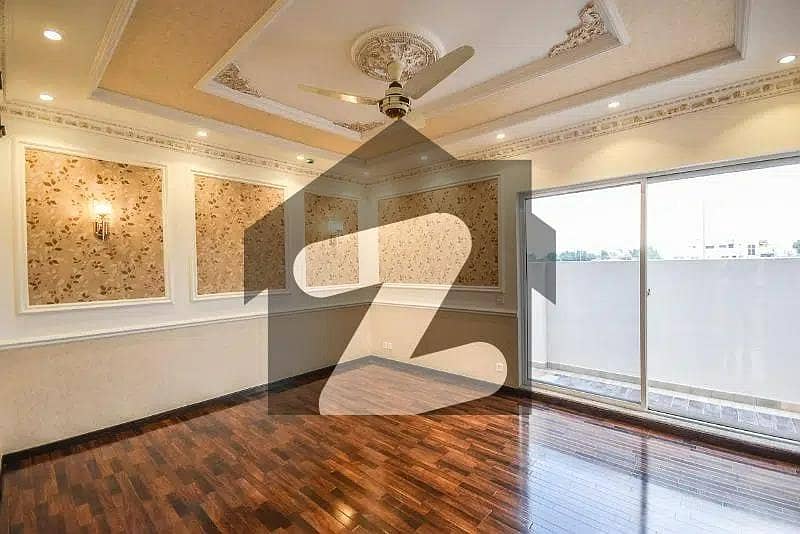 10 Marla House In Central Bahria Town - Overseas B For sale