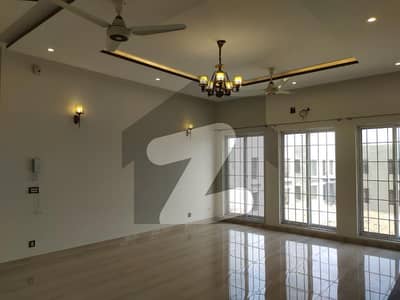 1 Kanal Upper Portion With Gas For Rent In Lake City Sector M3
