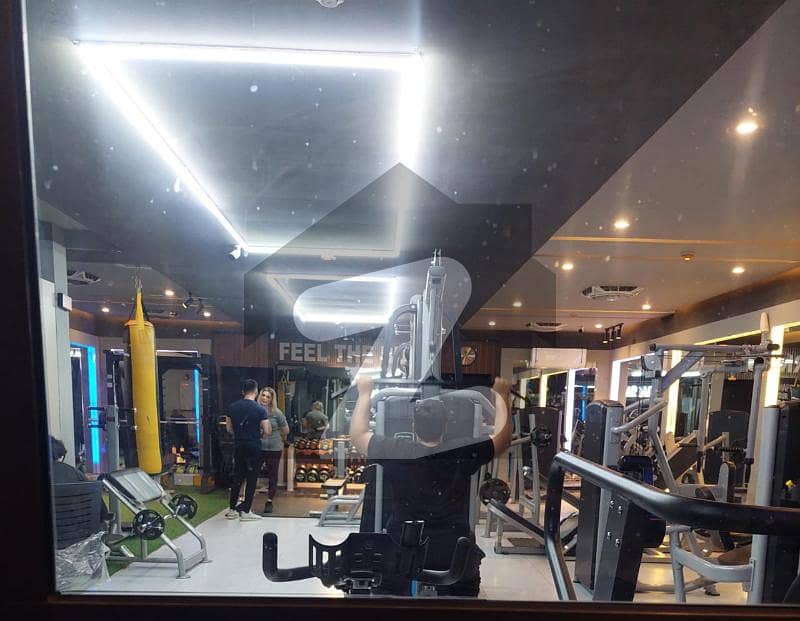 8 Marla Gym For Sale With Complete Machinery In Defence Raya
