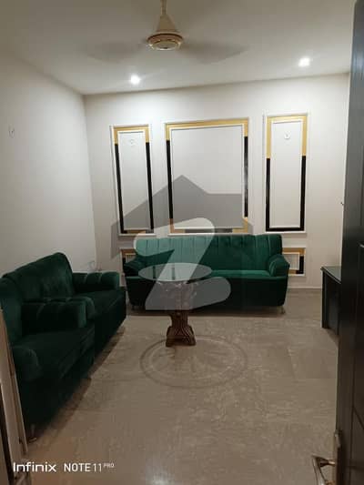 بحریہ ٹاؤن سیکٹر سی بحریہ ٹاؤن,لاہور میں 2 کمروں کا 8 مرلہ بالائی پورشن 37.0 ہزار میں کرایہ پر دستیاب ہے۔