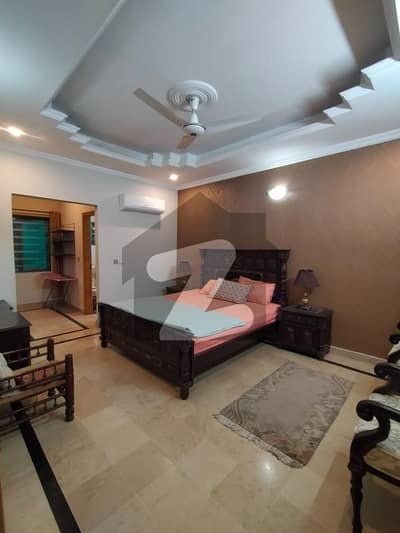FULL FURNISHED ROOM FOR RENT IN G13. ALL BILLS INCLUDE IN RENT. G13 ISB