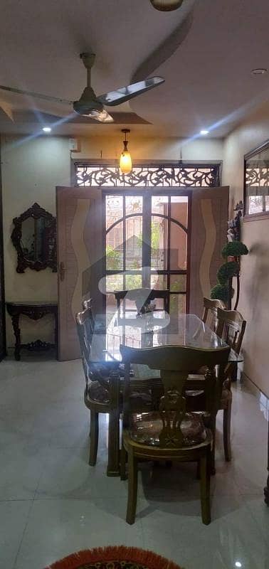 گلستانِِ جوہر ۔ بلاک اے 3 گلستانِ جوہر,کراچی میں 3 کمروں کا 8 مرلہ مکان 1.35 کروڑ میں برائے فروخت۔