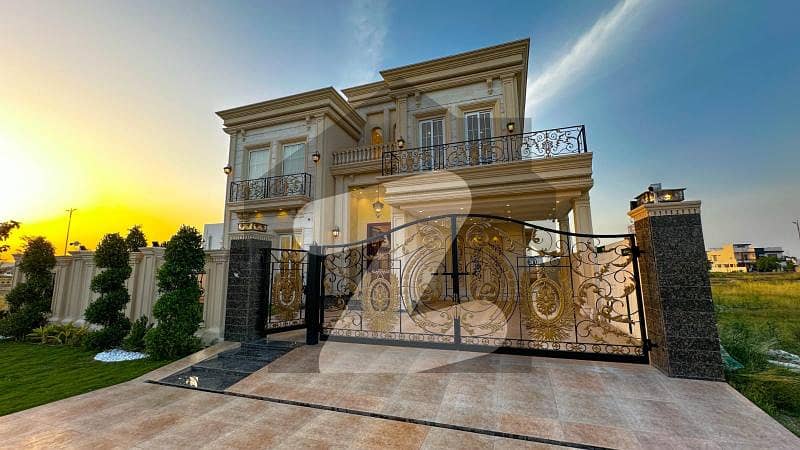 Beautiful Victorian Design 1 Kanal House is for Sell in DHA Lahore