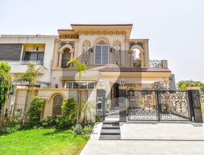 8 Marla Brand New Luxury Villa For rent Top Location Of DHA 9 Town Lahore