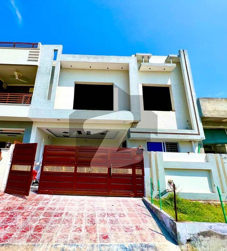 8 MARLA FULL HOUSE FOR SALE IN CDA APPROVED SECTOR F 17 T&TECHS ISLAMABAD