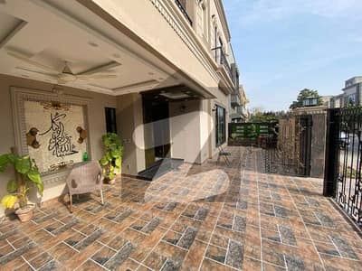 10.66 Marla House For Sale IN Bahria Town Lahore Sector C Near BY All Brand Available