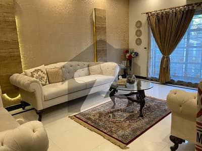 10 Marla Spacious House Is Available For Sale In Tariq Gardens -