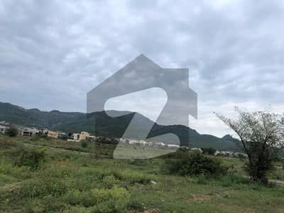 35X70 PLOT AVAILABLE IN CDA SECTOR D-12/1