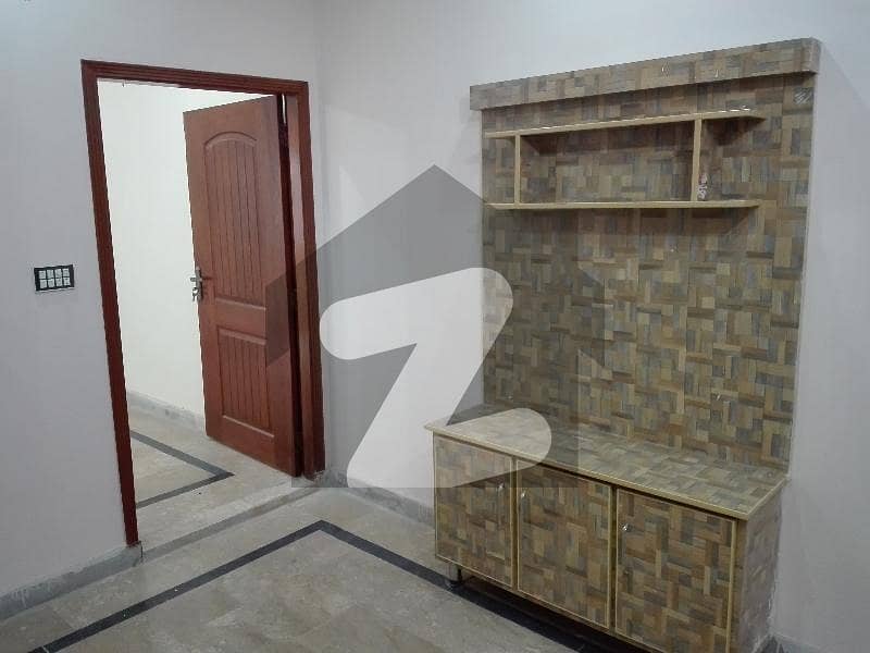 لالہ زار گارڈن لاہور میں 3 کمروں کا 2 مرلہ مکان 64.0 لاکھ میں برائے فروخت۔