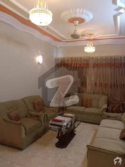 نارتھ کراچی - سیکٹر 3 نارتھ کراچی,کراچی میں 6 کمروں کا 3 مرلہ مکان 1.1 کروڑ میں برائے فروخت۔