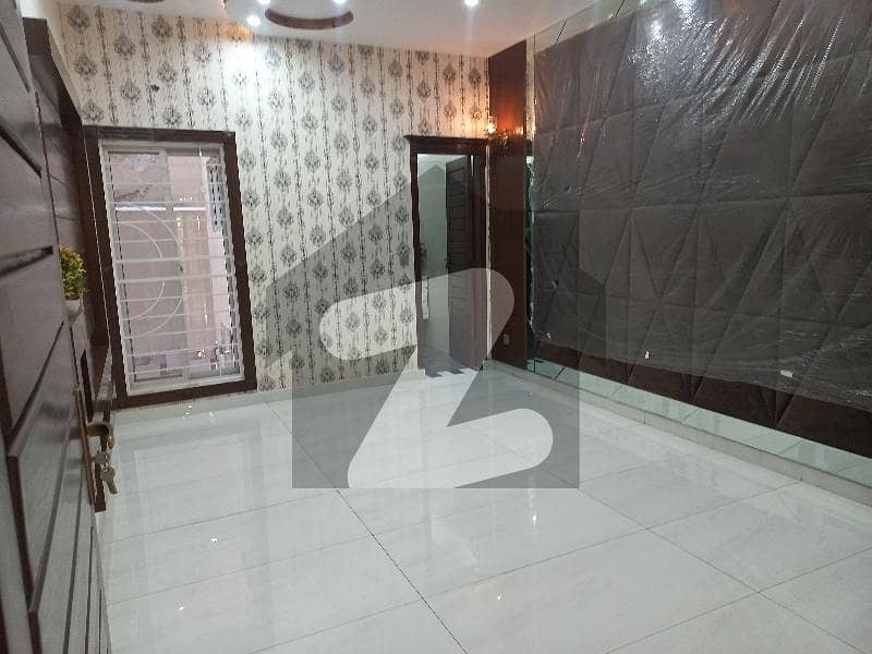 10 Marla New 3bed Tile Floor Upper Portion In Wapda Town