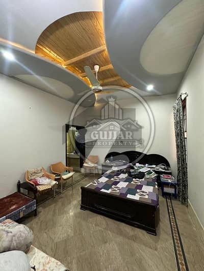 شادمان کالونی شاہ دین روڈ,اوکاڑہ میں 6 کمروں کا 10 مرلہ مکان 3.6 کروڑ میں برائے فروخت۔