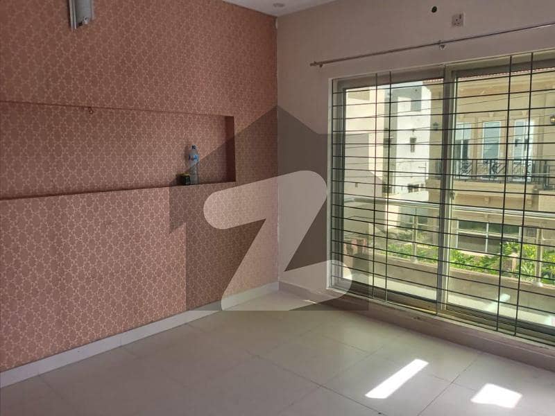 5 MARLA BEAUTIFUL HOUSE AVAILABLE FOR RENT IN DHA RAHBER 11 SECTOR 2 BLOCK L