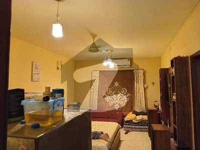 نیو سُپر ٹاؤن لاہور میں 3 کمروں کا 10 مرلہ مکان 3.65 کروڑ میں برائے فروخت۔