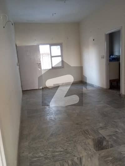 2 Bed Lounge On 3rd Floor Main Road Facing