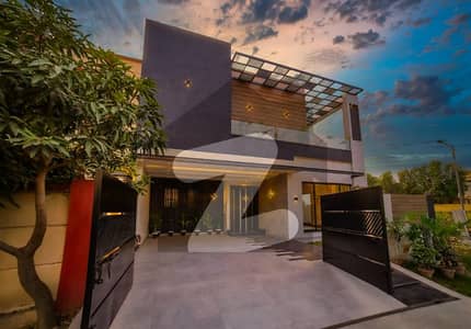 10 Marla Most Beautiful Luxury House For Sale in Prime Location DHA