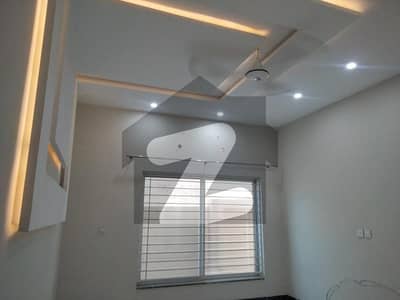 10 Marla Double Storey House For Rent In Royal Orchard
