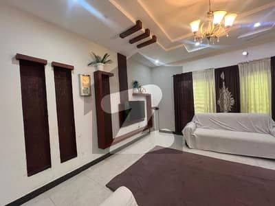 15 Marla Lower Portion Available For Rent In Canal Garden Near Bahria Town Lahore