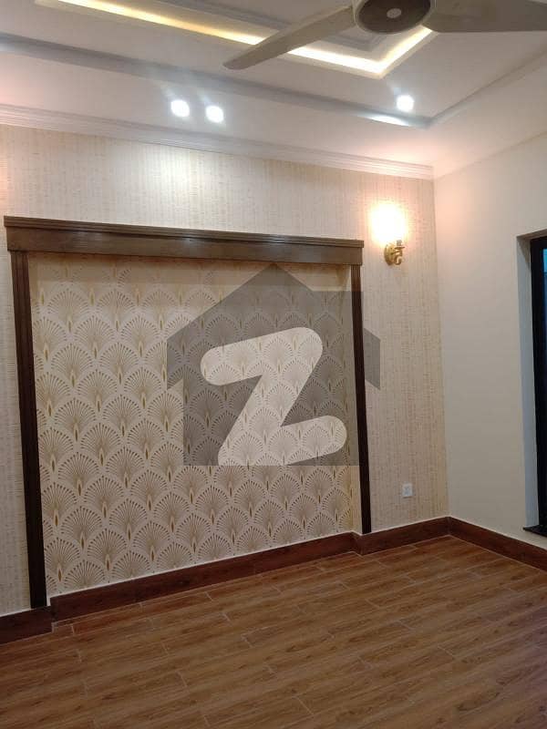 10 Marla Modern House For Sale in overseas B ,Bahria Town ,Lahore