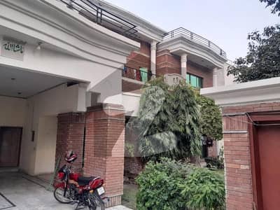 2 Kanal Double Story House For Rent In Gulberg 3 Lahore