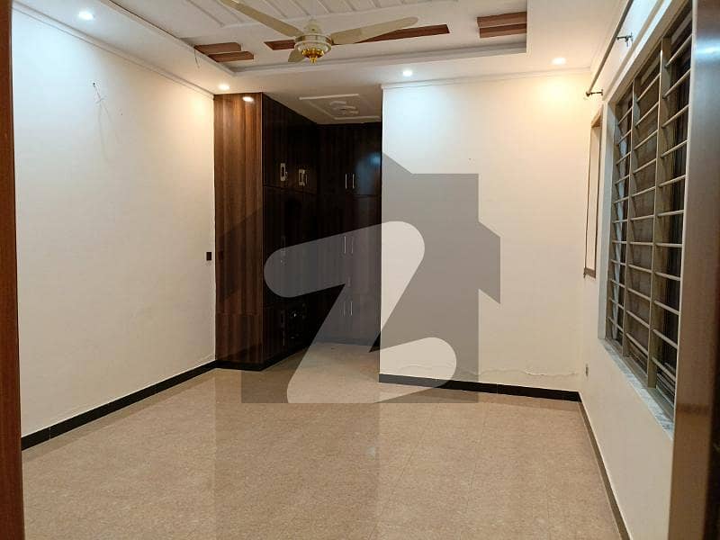 میڈیا ٹاؤن ۔ بلاک بی میڈیا ٹاؤن,راولپنڈی میں 3 کمروں کا 12 مرلہ بالائی پورشن 68.0 ہزار میں کرایہ پر دستیاب ہے۔