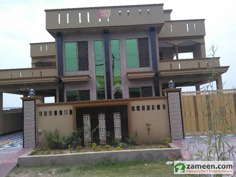 One Kanal Brand New House For Sale