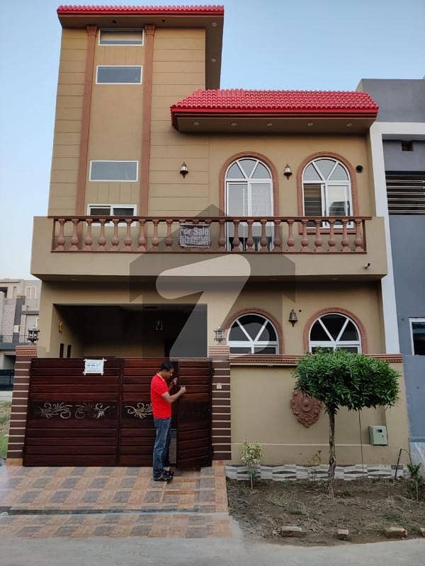 3 marla brand new luxury house available in Alkabir town phase2 lahore