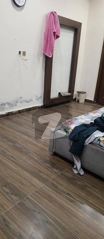 جوہر ٹاؤن فیز 1 جوہر ٹاؤن,لاہور میں 2 کمروں کا 12 مرلہ زیریں پورشن 65.0 ہزار میں کرایہ پر دستیاب ہے۔