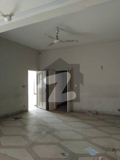 700 Square Yards Office For rent In Gulshan-e-Iqbal - Block 13/D-1