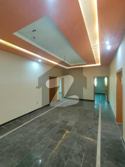 بنی گالہ اسلام آباد میں 7 کمروں کا 15 مرلہ مکان 1.9 لاکھ میں کرایہ پر دستیاب ہے۔
