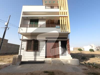 گلشنِ معمار گداپ ٹاؤن,کراچی میں 6 کمروں کا 5 مرلہ مکان 1.65 کروڑ میں برائے فروخت۔