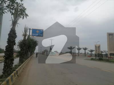 اوسیس ون لوئر کینال روڈ,فیصل آباد میں 7 مرلہ رہائشی پلاٹ 66.5 لاکھ میں برائے فروخت۔