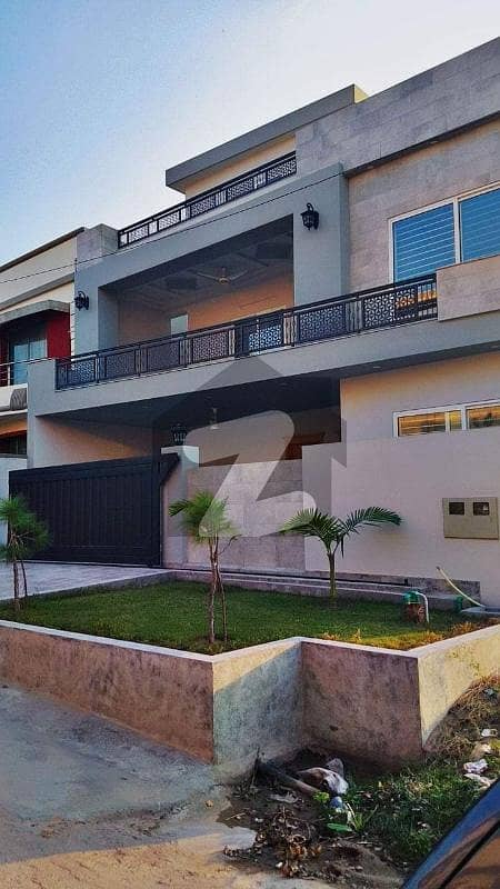 40x80 [14Marla]Brand New solid Modren Luxury House Available For sale in G_13 Rent value 3.5 Lakh