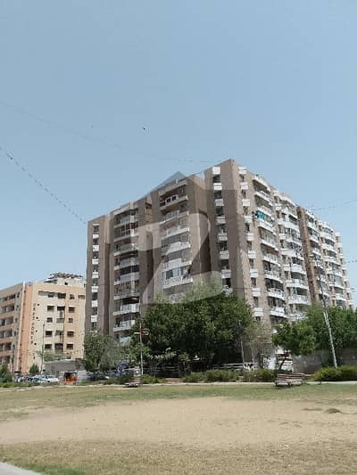 کلفٹن ۔ بلاک 2 کلفٹن,کراچی میں 3 کمروں کا 8 مرلہ فلیٹ 85.0 ہزار میں کرایہ پر دستیاب ہے۔