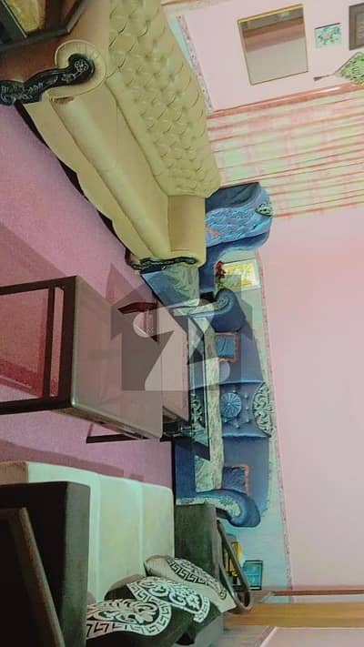 احمد پارک ملتان میں 5 کمروں کا 10 مرلہ مکان 1.8 کروڑ میں برائے فروخت۔