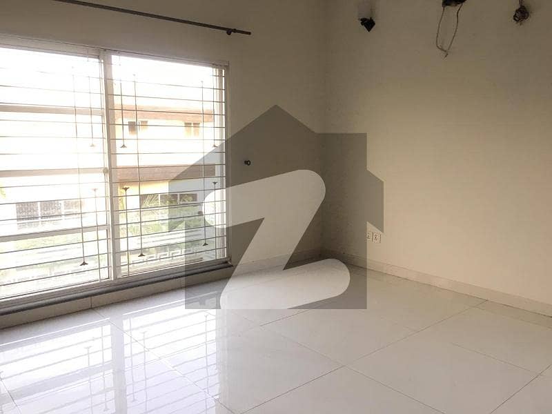 10 MARLA BRAND NEW HOUSE AVAILABLE FOR RENT IN DHA PHASE 3