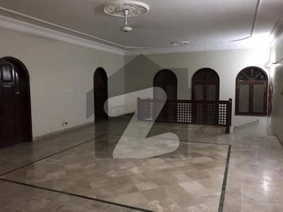 500 Yards Bangalow 5 Beds For Sale Top Of Hill At Most Prime And Captivating Location In North Street Dha Defence Phase 1,Karachi.