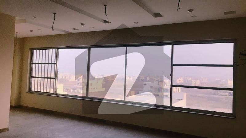 4 MARLA FLOOR AVAILABLE FOR RENT IN DHA PHASE 6