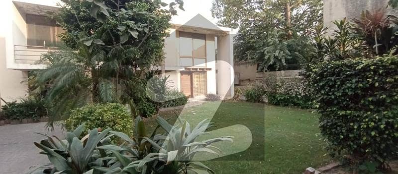 4 Kanal House 100 Feet Front Link MM Alam Road Available For Sale At Gulberg 3