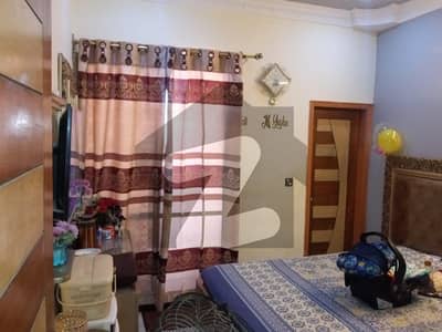 کراچی یونیورسٹی ہاؤسنگ سوسائٹی سکیم 33,کراچی میں 3 کمروں کا 6 مرلہ فلیٹ 1.15 کروڑ میں برائے فروخت۔