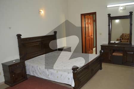 1 kanal Fully Furnished Upper Portion Available For Short And Long Term In Dha Phase 4 Block CC Lahore