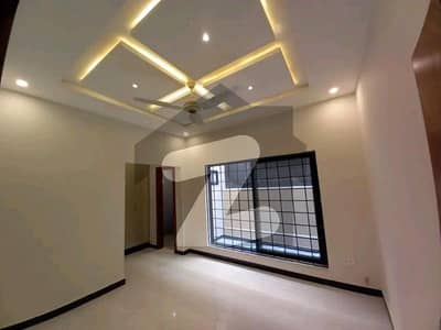 5 Marla Brand New Designer House Available For Rent