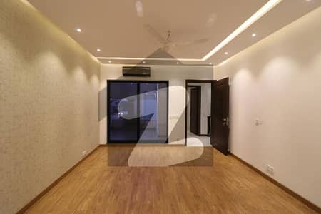 1 Kanal Modern Design Upper Portion Available For Rent in DHA