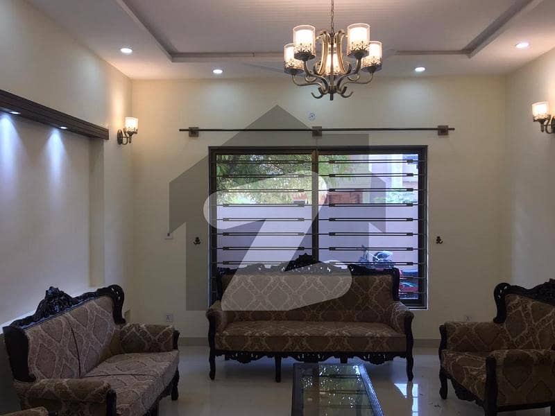 Bahria Town Phase 5 10 Marla House Available For Sale