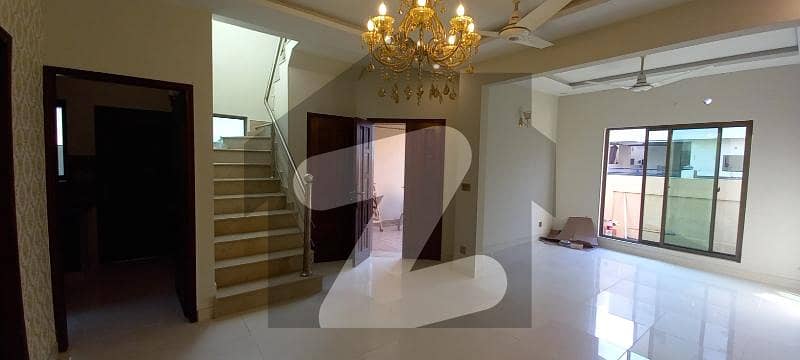 ڈی ایچ اے فیز 6 ڈیفنس (ڈی ایچ اے),لاہور میں 3 کمروں کا 5 مرلہ مکان 75.0 ہزار میں کرایہ پر دستیاب ہے۔
