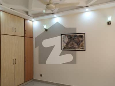 ڈی ایچ اے فیز 6 ڈیفنس (ڈی ایچ اے),لاہور میں 3 کمروں کا 5 مرلہ مکان 80.0 ہزار میں کرایہ پر دستیاب ہے۔