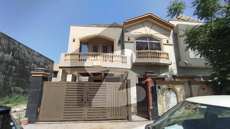 10 Marla New House For Rent Bahria Town Phase 4