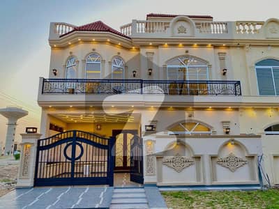 6 Mrla Beautiful House For Sale in Buch Executive Villas Multan