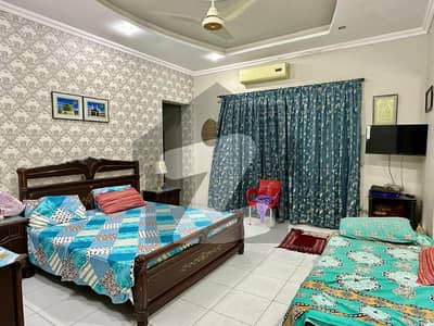 ویلینشیاء ہاؤسنگ سوسائٹی لاہور میں 5 کمروں کا 1 کنال مکان 5.85 کروڑ میں برائے فروخت۔